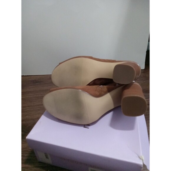 madden girl Addy suede brown chevron cutout peep toe block heel Bootie Size 9.5 - Picture 9 of 9